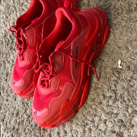 Balenciaga tripple s